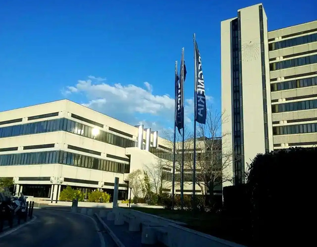 马尔凯理工大学